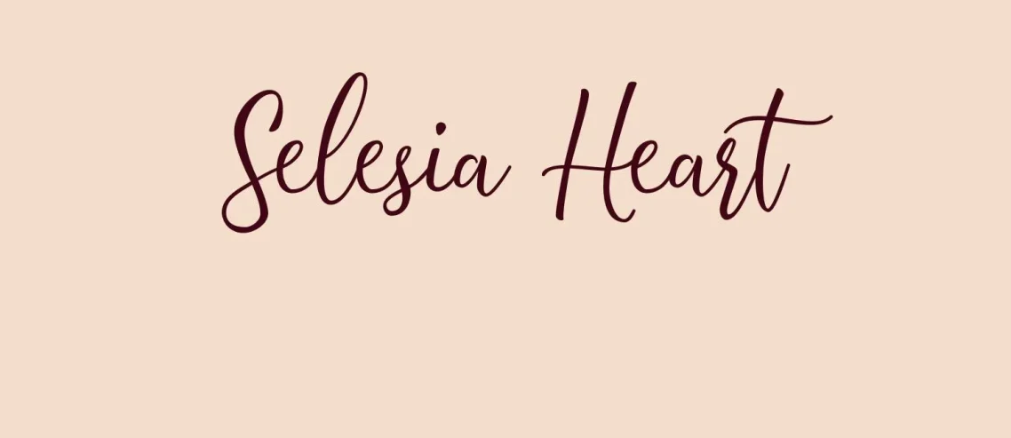 Selesia Heart Font